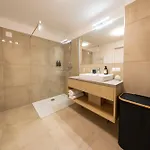 Sweet - Weinbergblick Mit Privatgarage, Balkon Und Arbeitsplatz
