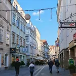 Sweet - Weinbergblick Mit Privatgarage, Balkon Und Arbeitsplatz Krems an der Donau