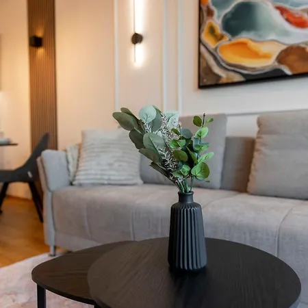 Sweet - Weinbergblick Mit Privatgarage, Balkon Und Arbeitsplatz *