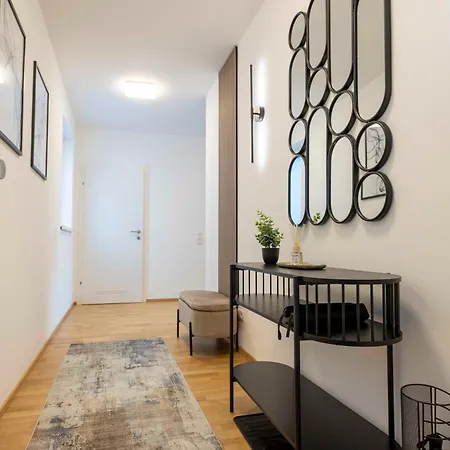 Sweet - Weinbergblick Mit Privatgarage, Balkon Und Arbeitsplatz *