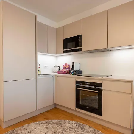 Sweet - Weinbergblick Mit Privatgarage, Balkon Und Arbeitsplatz * Krems an der Donau