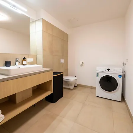 Lejlighed Sweet - Weinbergblick Mit Privatgarage, Balkon Und Arbeitsplatz Krems an der Donau