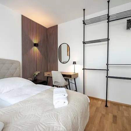 Sweet - Weinbergblick Mit Privatgarage Apartment