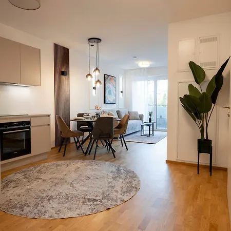 Sweet - Weinbergblick Mit Privatgarage, Balkon Und Arbeitsplatz * Krems an der Donau