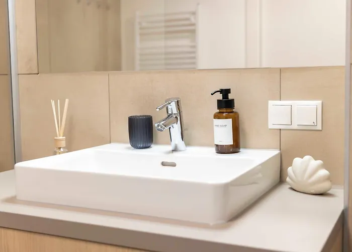 Sweet - Weinbergblick Mit Privatgarage, Balkon Und Arbeitsplatz Krems an der Donau