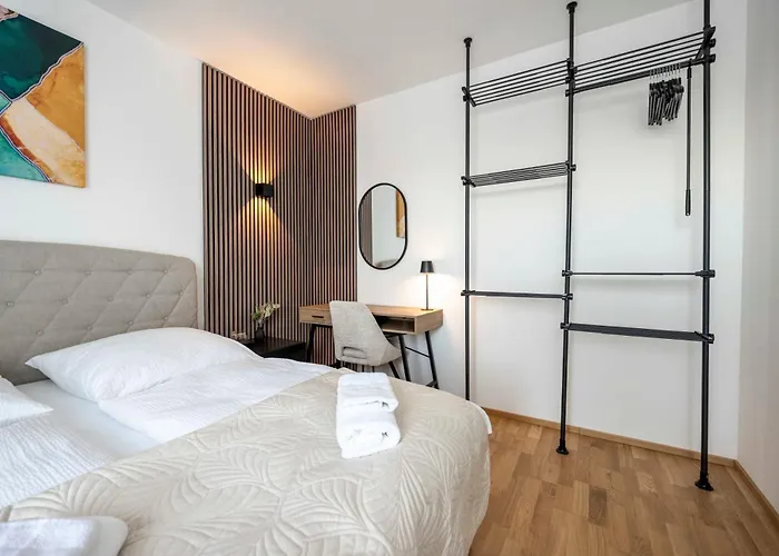 Sweet - Weinbergblick Mit Privatgarage, Balkon Und Arbeitsplatz Apartament