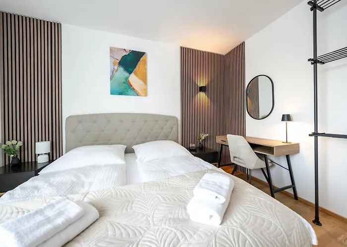 Sweet - Weinbergblick Mit Privatgarage, Balkon Und Arbeitsplatz Apartament *