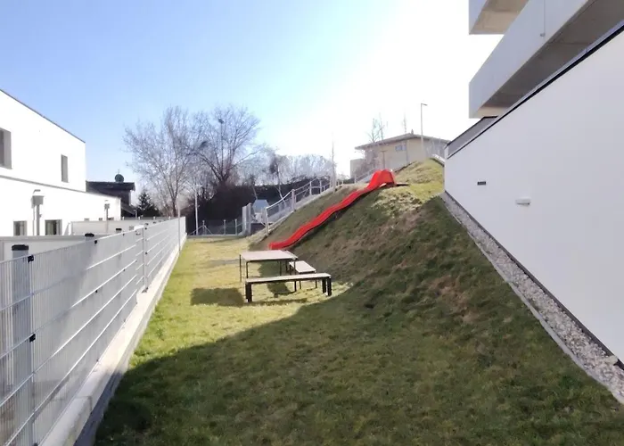 Sweet - Weinbergblick Mit Privatgarage, Balkon Und Arbeitsplatz Krems